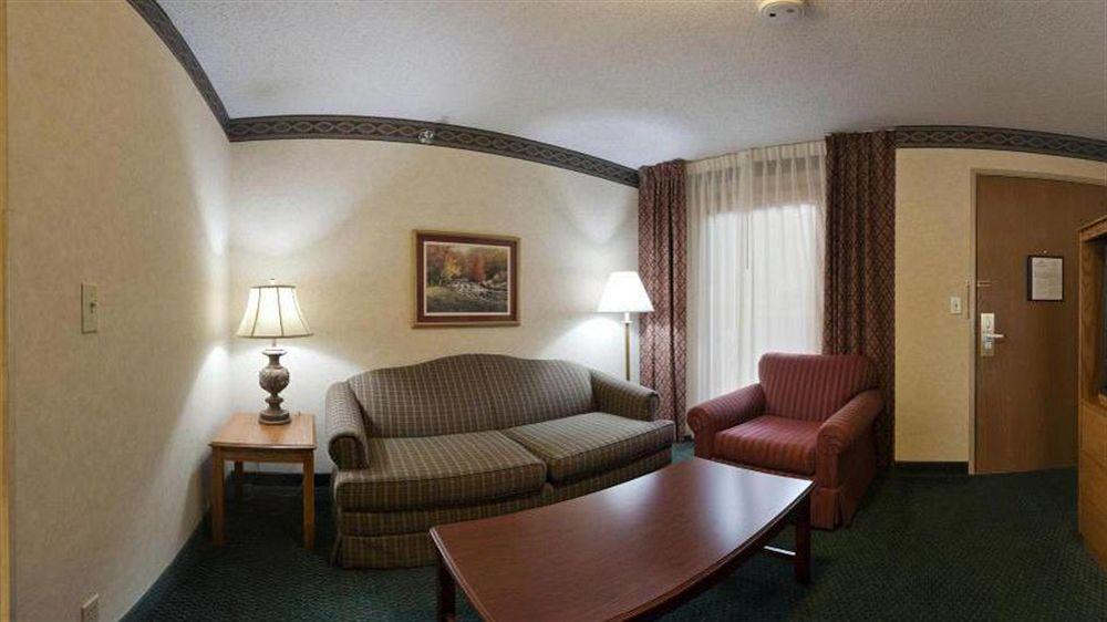 Country Inn & Suites By Radisson, Mishawaka, In South Bend Buitenkant foto