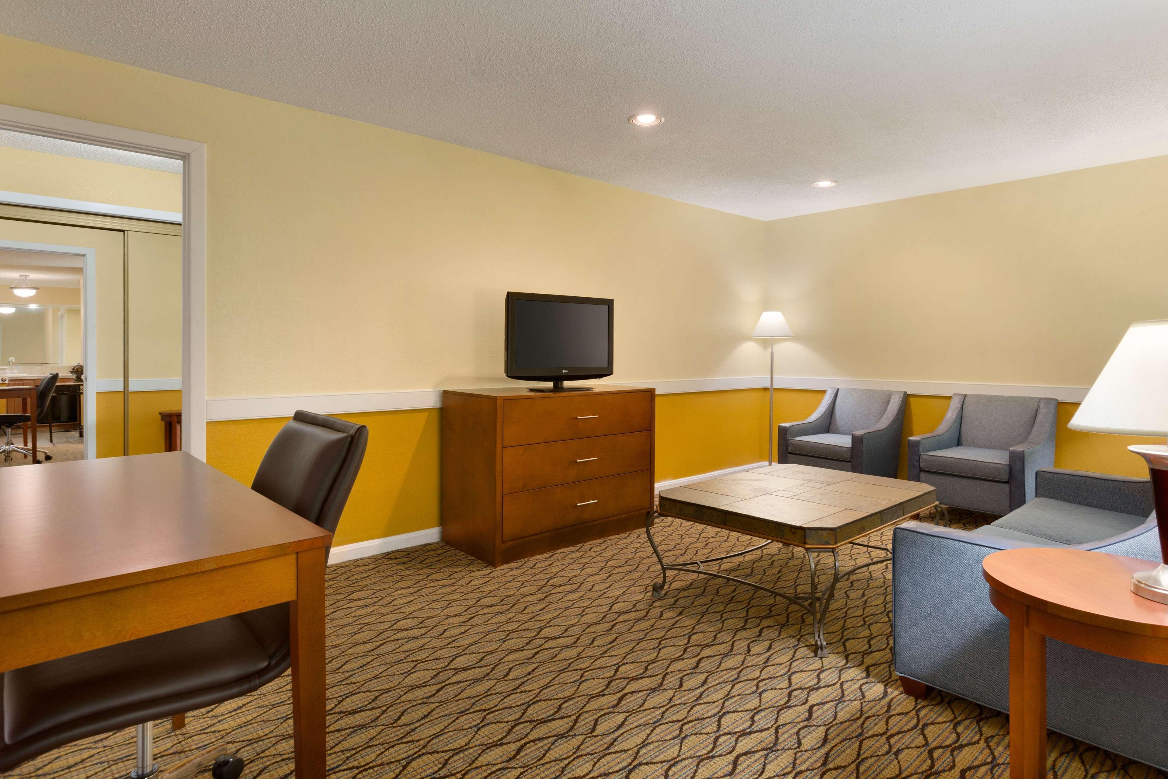 Country Inn & Suites By Radisson, Mishawaka, In South Bend Buitenkant foto