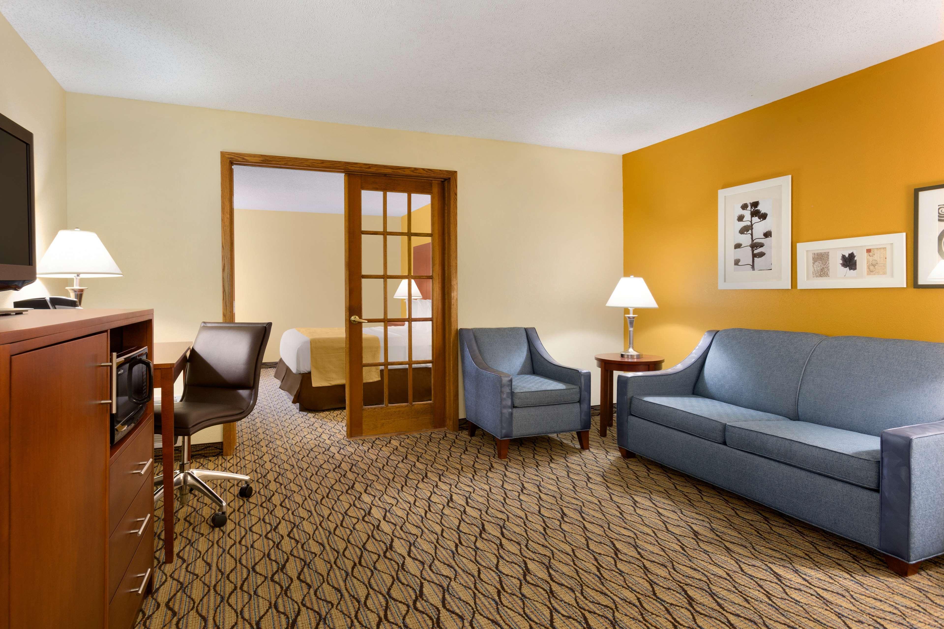 Country Inn & Suites By Radisson, Mishawaka, In South Bend Buitenkant foto